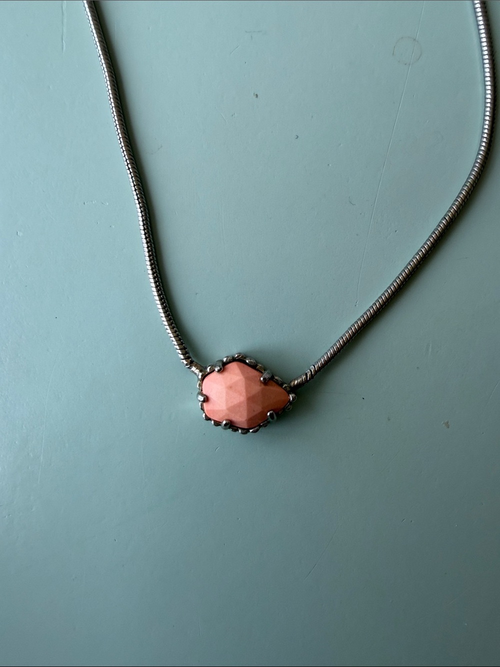 Kendra Scott Peach Stone Pendant Necklace in Silver Tone